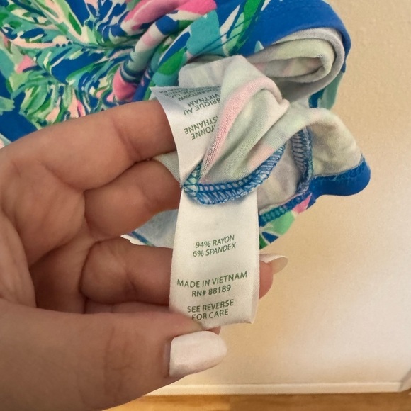 Lilly Pulitzer Parigi Floral Skort Romper Blue Fancy Fins Small Stretch EUC - Picture 8 of 9